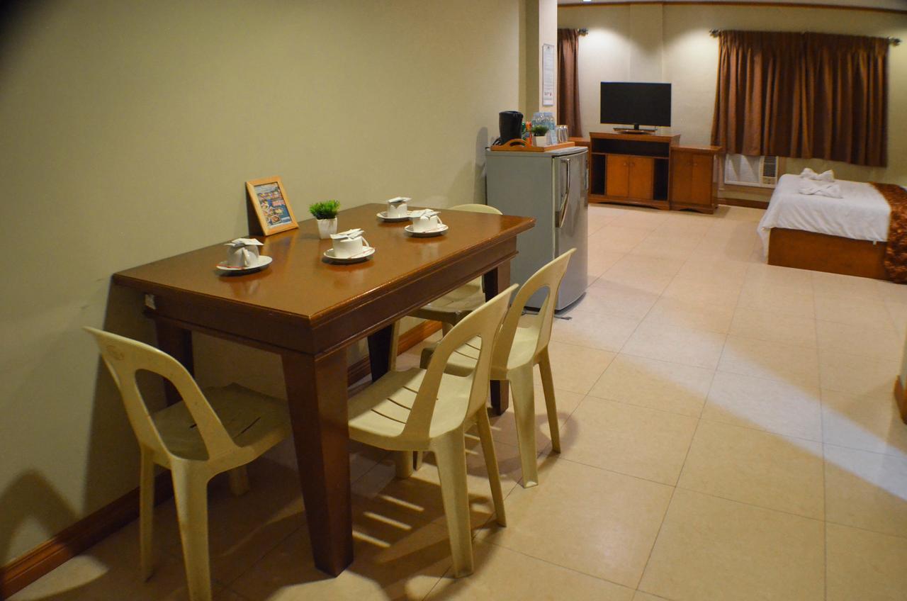 Subic Waterfront Resort And Hotel Luaran gambar