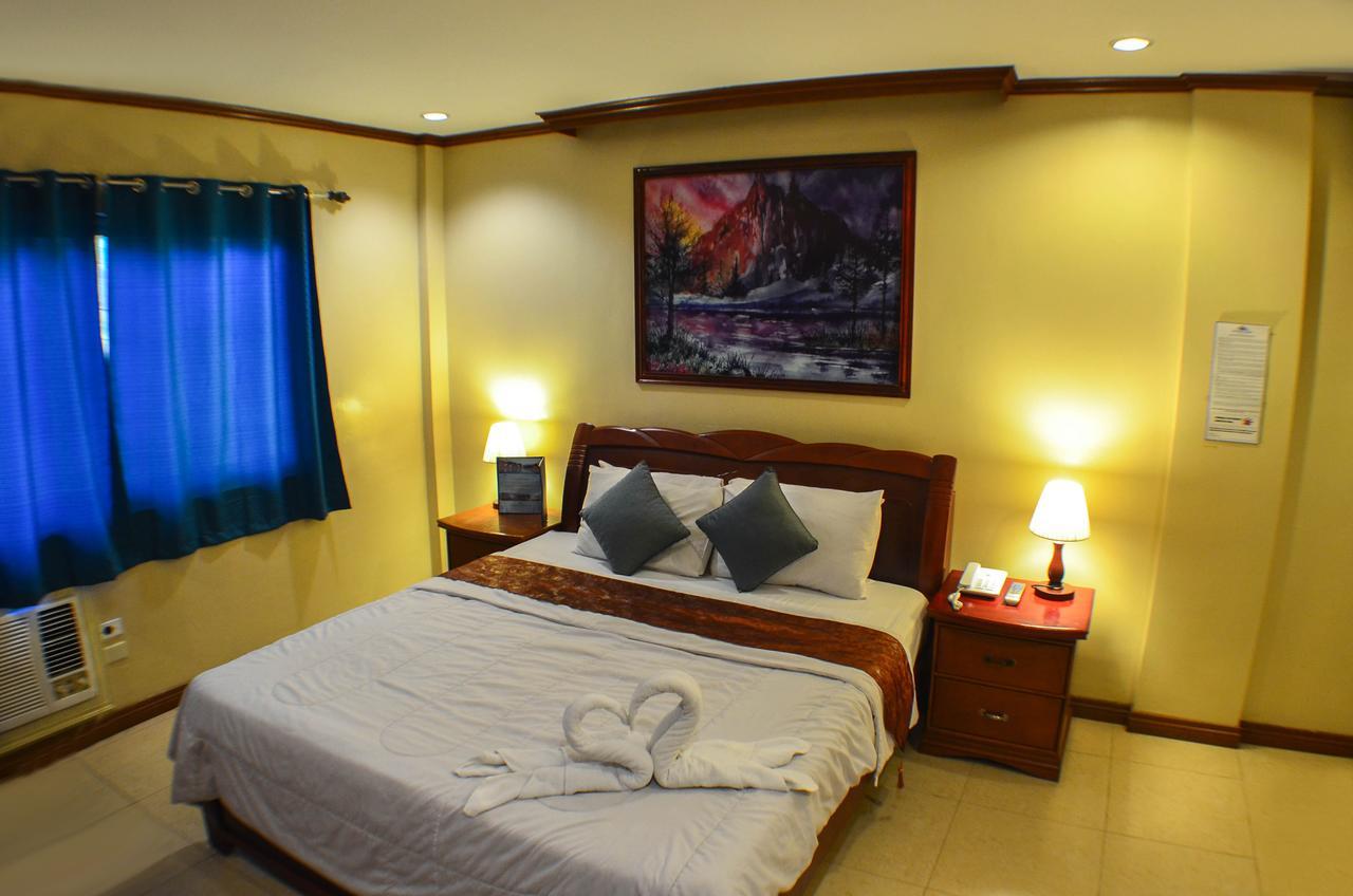 Subic Waterfront Resort And Hotel Luaran gambar