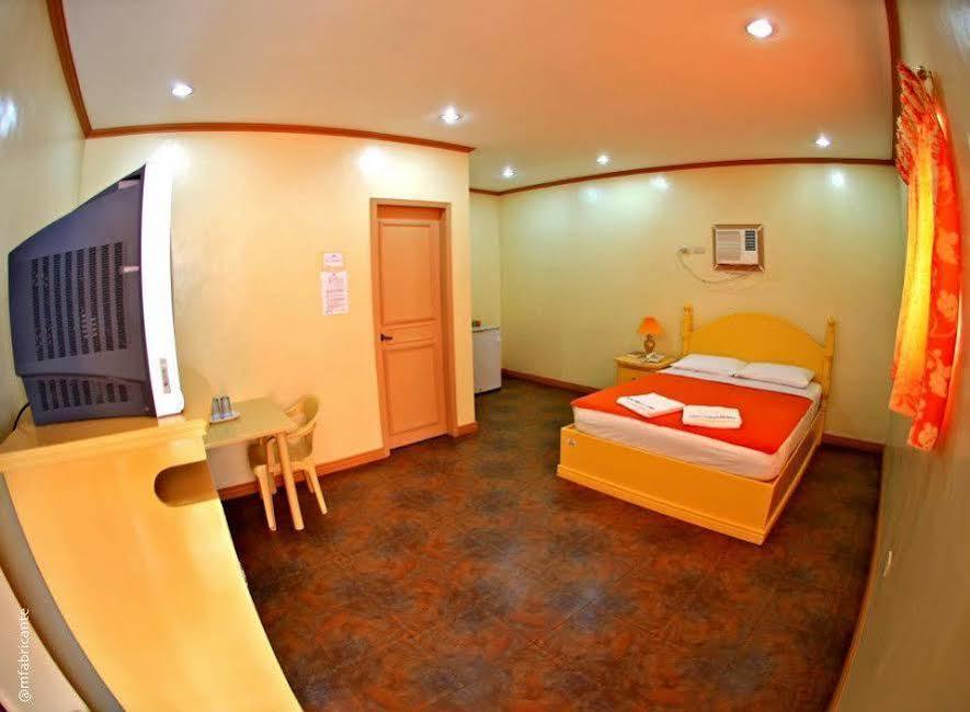 Subic Waterfront Resort And Hotel Luaran gambar