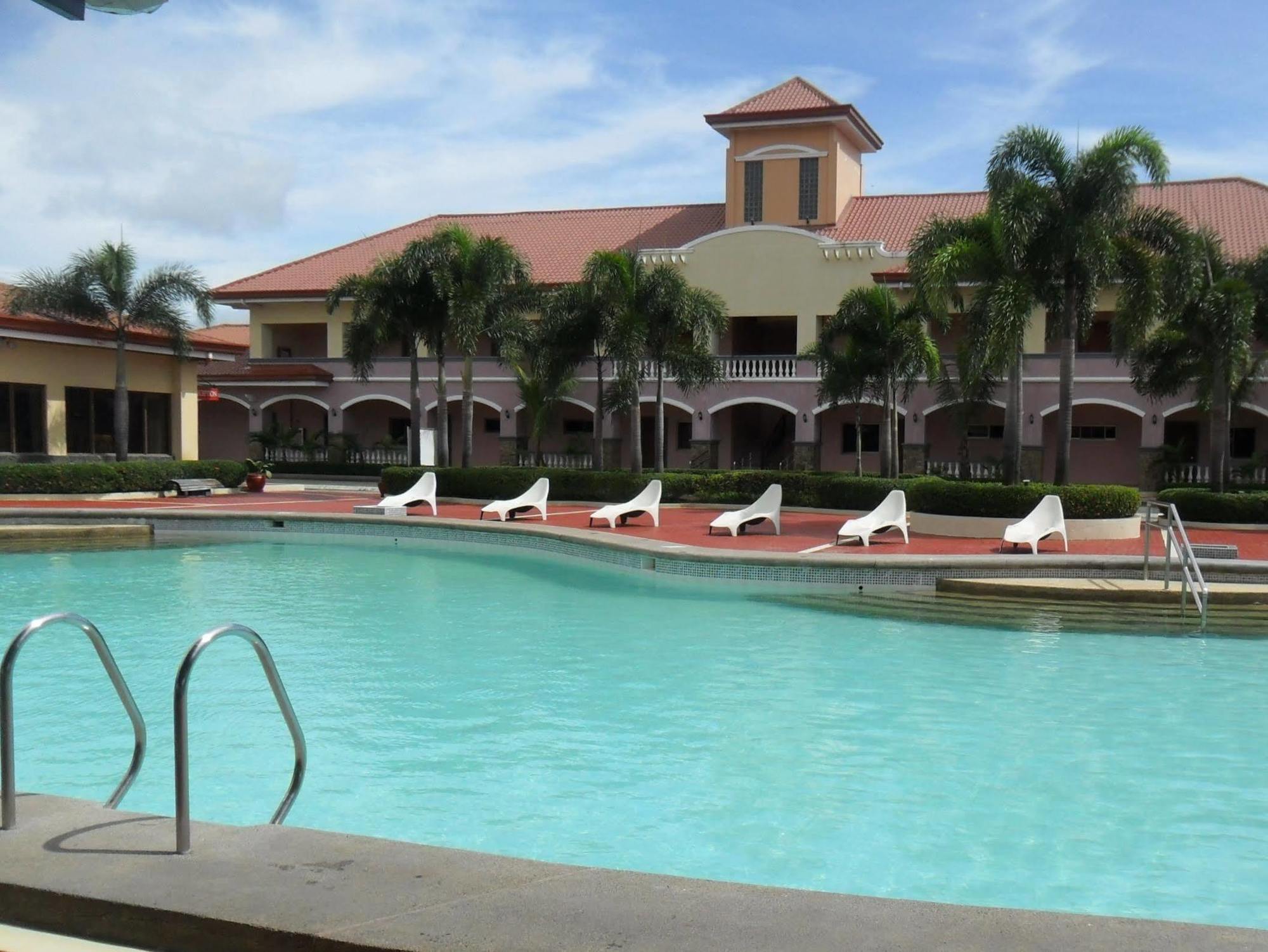 Subic Waterfront Resort And Hotel Luaran gambar